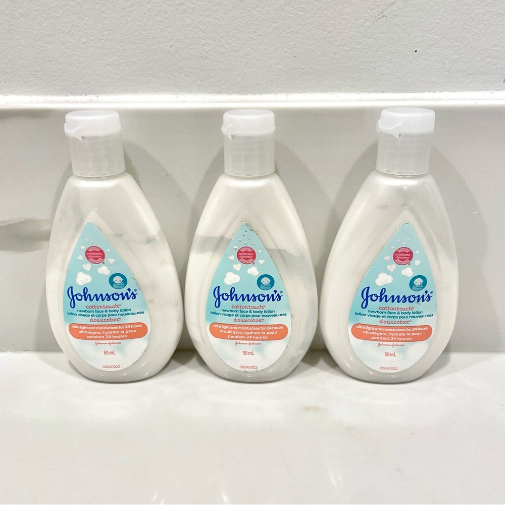 🟢10/$30 NEW Johnson’s Cotton Touch Newborn Face & Body Lotion (travel size)